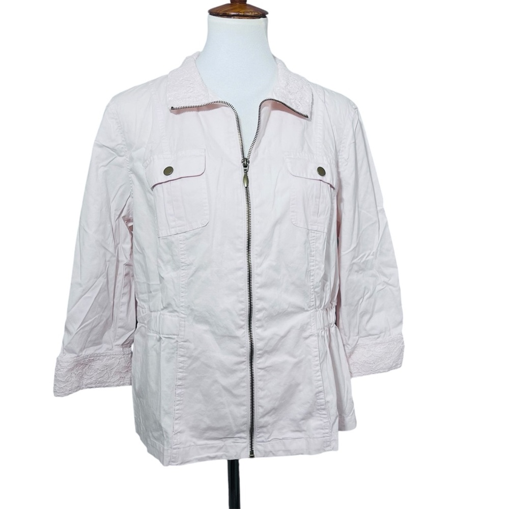 Chico’s Blush Pink Zip Front Jacket Women’s Medium Lace Trim Lightweight Utility